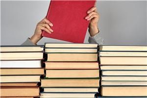 中国政法大学在职研究生可以提前报考吗