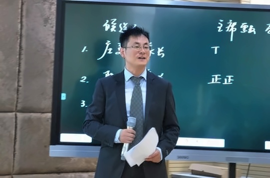 涂校長(zhǎng).jpg