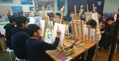 上外立泰A-Level国际高中冬季班迎来新同学加入：oil painting