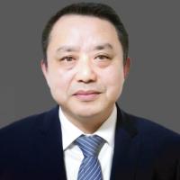 王东焕 校长