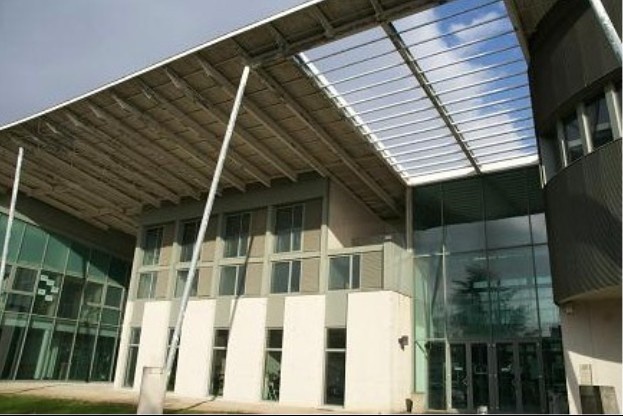 兰斯大学