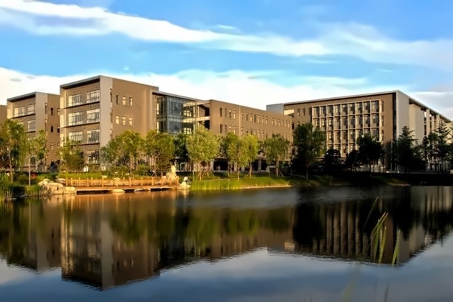 北京理工大学