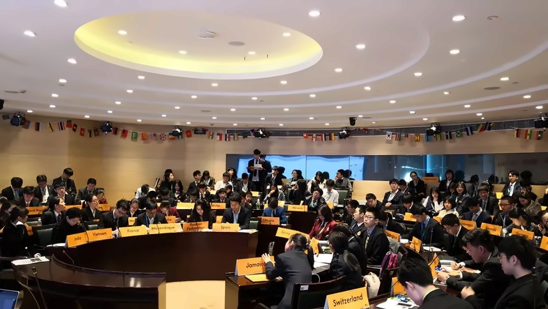 模拟联合国大会.jpg