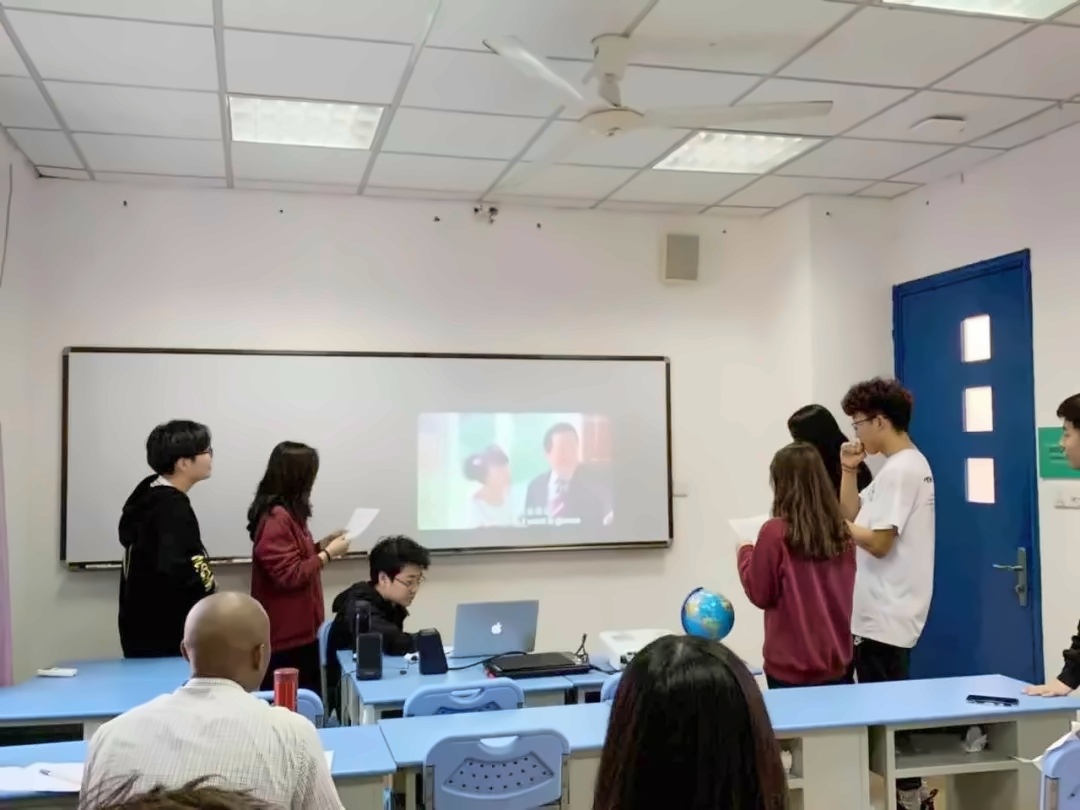 英语配音比赛.jpg