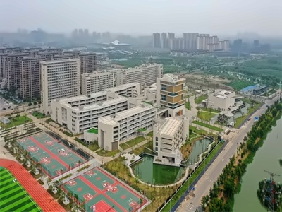 江苏省靖江高级中学校园环境