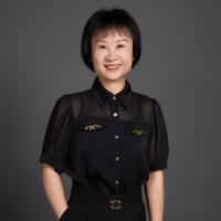 曾信佳子Jessy?Zeng 交中IB学生处主任、年级组长、CAS协调员