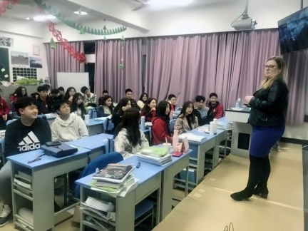 诺科美国校区老师为上海校区学生详尽解析夏校项目.jpg