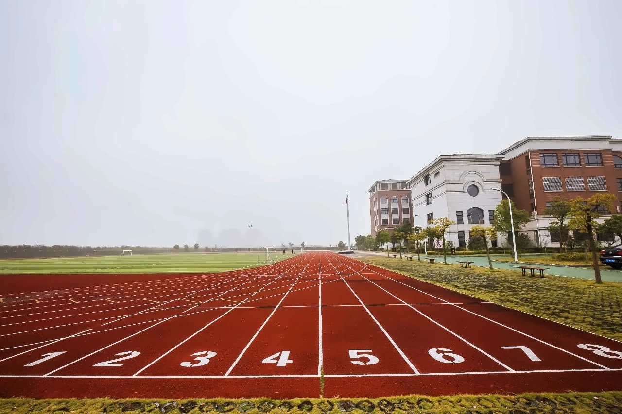 上海枫叶国际学校.jpg