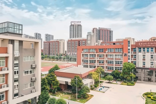 句容碧桂园学校