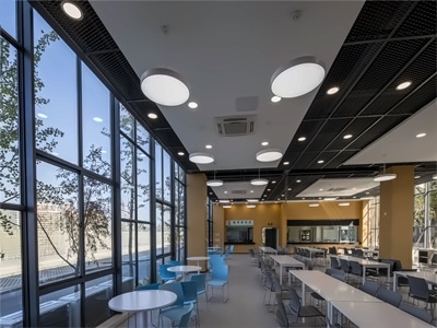 湖州南太湖双语学校小食堂