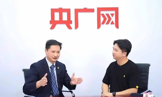 北京市私立汇佳学校校长2.jpg