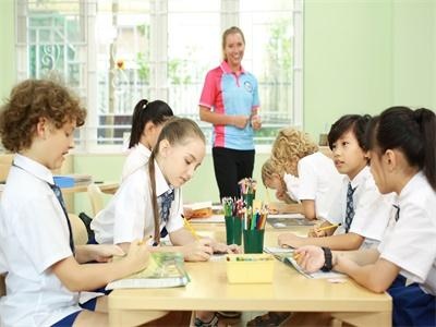 小学部上课实景图