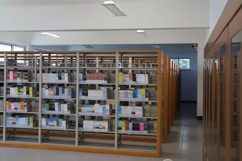 常州市平陵高级中学图书馆