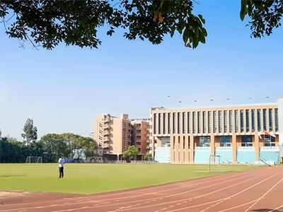 深大师范学院国际高中国际课程体系