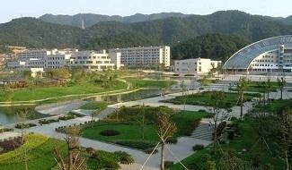 杭州外国语学校剑桥高中学子风范