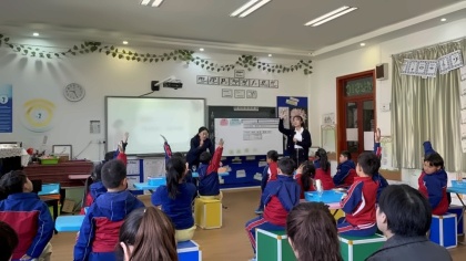 句容碧桂园学校音乐课.jpg