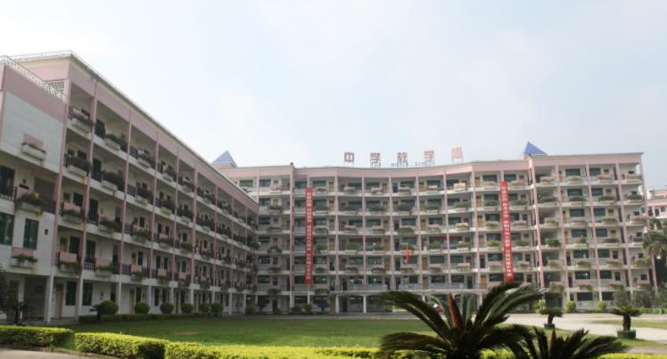 广州华美英语实验学校国际部怎么样、好不好