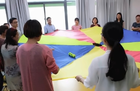 彩虹伞.jpg