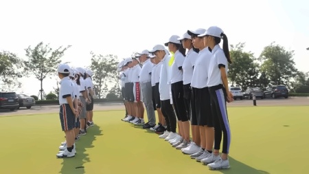 湖州帕丁顿小学高尔夫课程.jpg