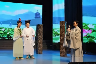 2018上海光华剑桥国际高中迎新晚会：白素贞