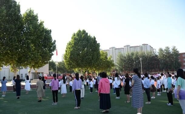 北京中加学校