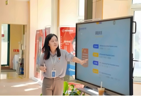北京开放大学国际课程中心开学9.jpg