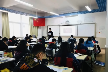 语文课堂.jpg