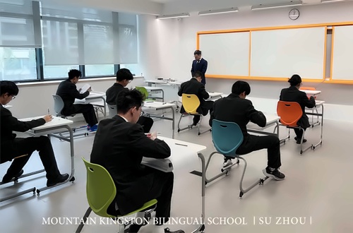 苏州山峰双语学校课堂