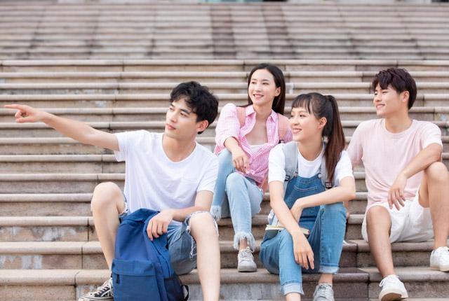 分层聚焦深度学习