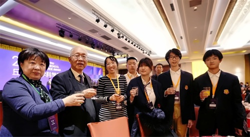 北京王府學校獲丘成桐中學科學獎