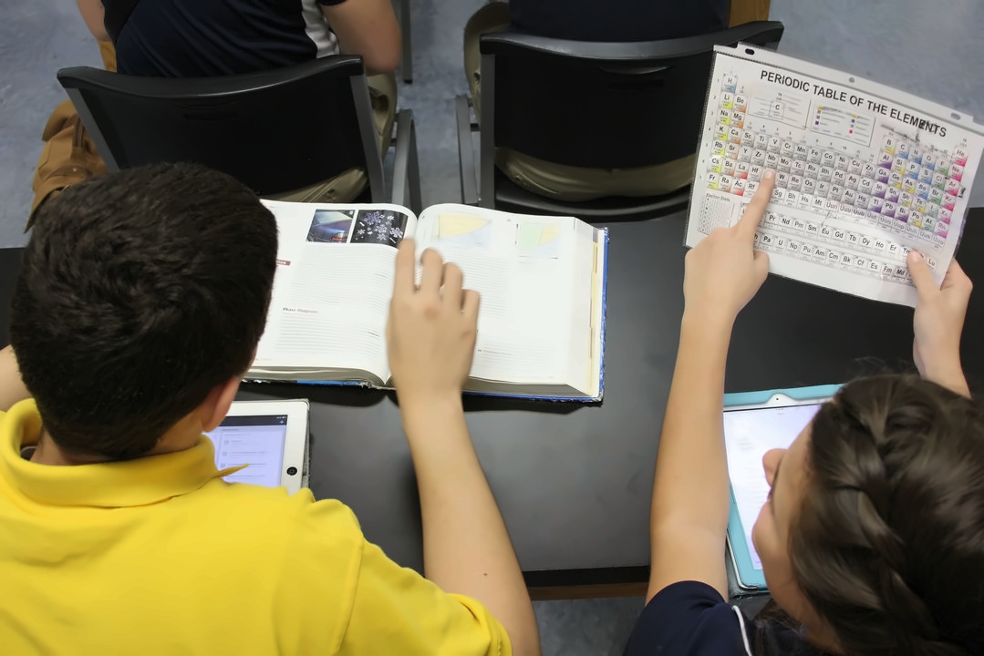 学校官方图片