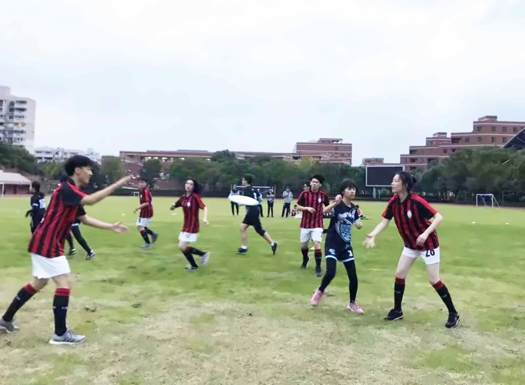 飞盘友谊赛.jpg