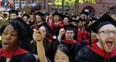去美国读大学PK在国内读清华北大