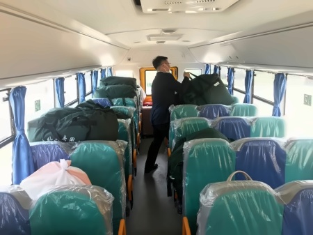 湖州帕丁顿双语学校1-3年级学生返校4.jpg
