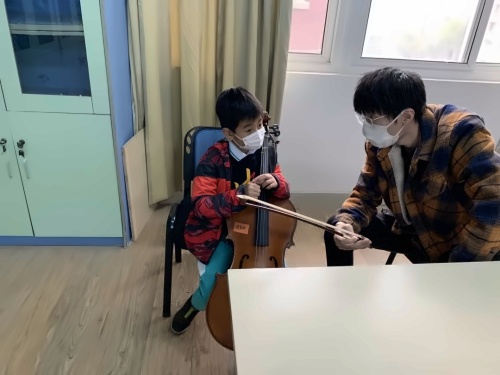 句容碧桂园学校管弦乐团3.jpg