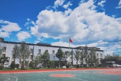 北外附校双语学校(原北外国际高中)学校更名公告_培训世界