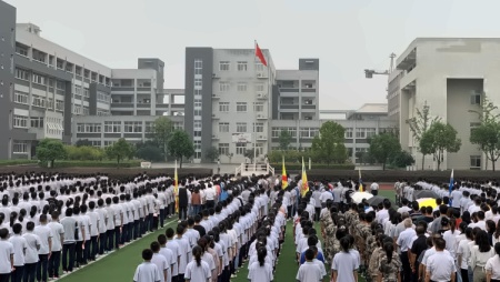 升旗仪式.jpg