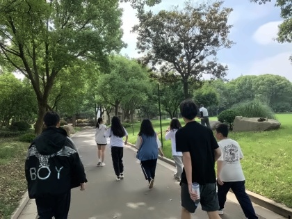 美华学校全英文寻宝活动.jpg
