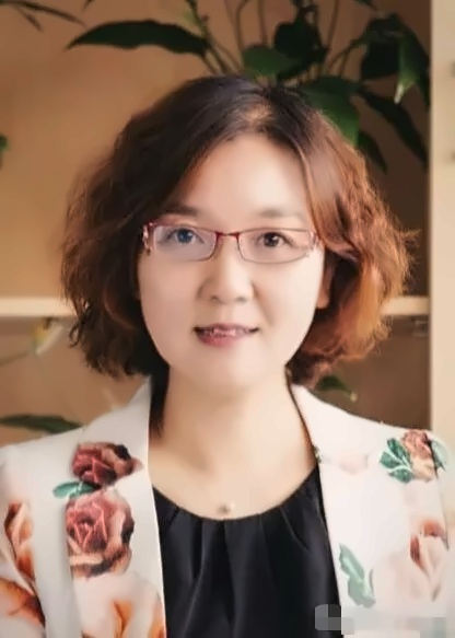 陈静.jpg
