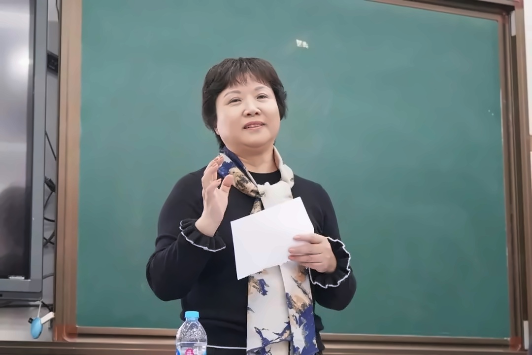 林玉芳老师.jpg