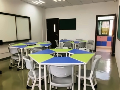 深圳格睿特高级中学校园环境