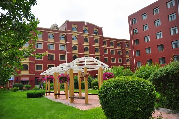 吉林大学莱姆顿学院