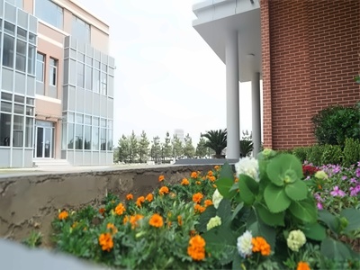 青岛圣大公学