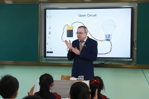 南通州外国语学校课堂
