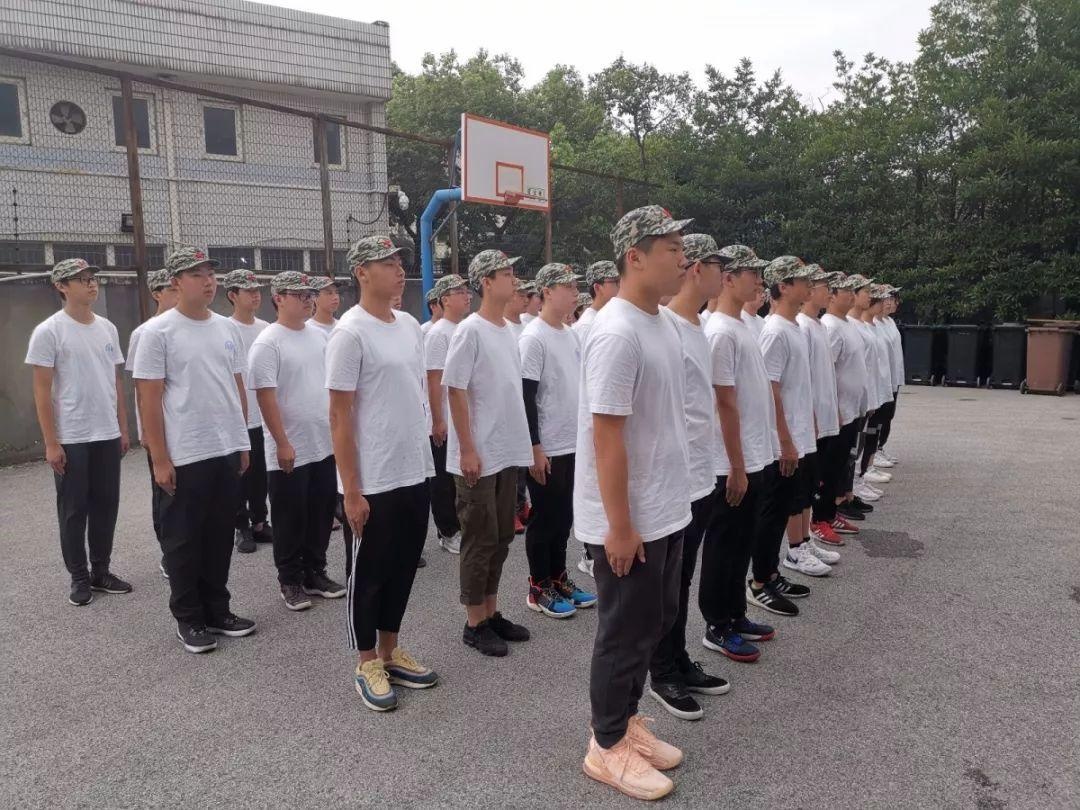 新生军训.jpg