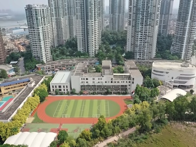 剑桥郡加拿达外国语学校校园环境