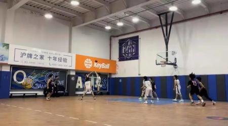 篮球赛.jpg