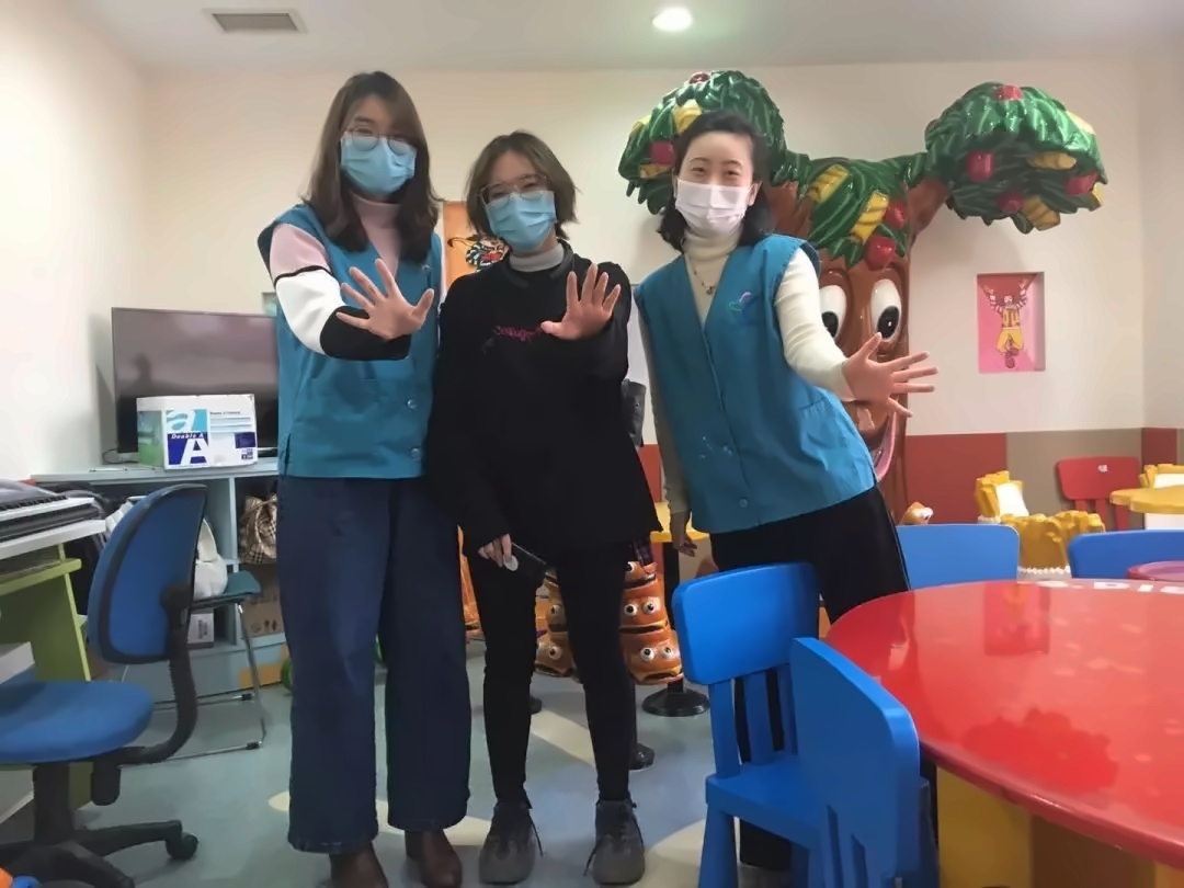 儿童医学中心志愿者.jpg
