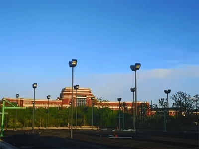上海建桥国际高中