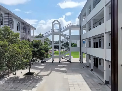 常州市平陵高级中学